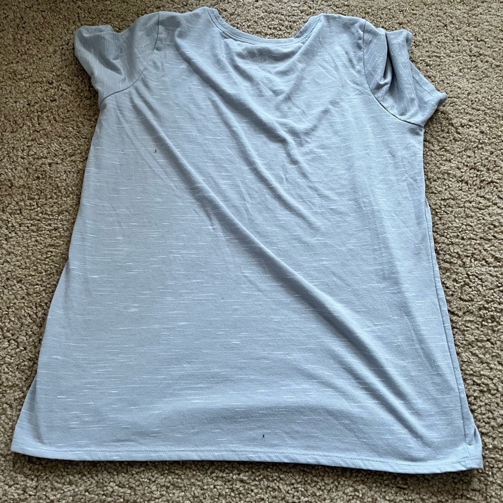 Light gray Nike tee - Picture 2 of 6